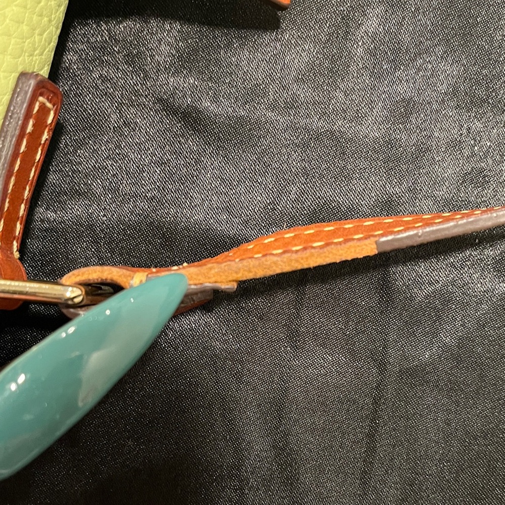 Dooney & Bourke Citrus lime Peyton Crossbody Bag - Picture 7 of 14